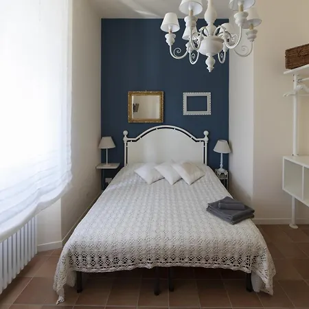 Bed & Breakfast Dogana D'acqua & Art
