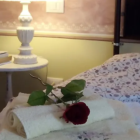 Dogana D'acqua & Art Bed & Breakfast *