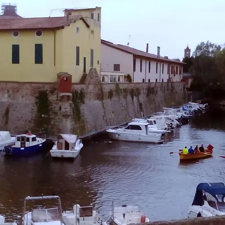 Dogana D'acqua & Art Bed & Breakfast Livorno